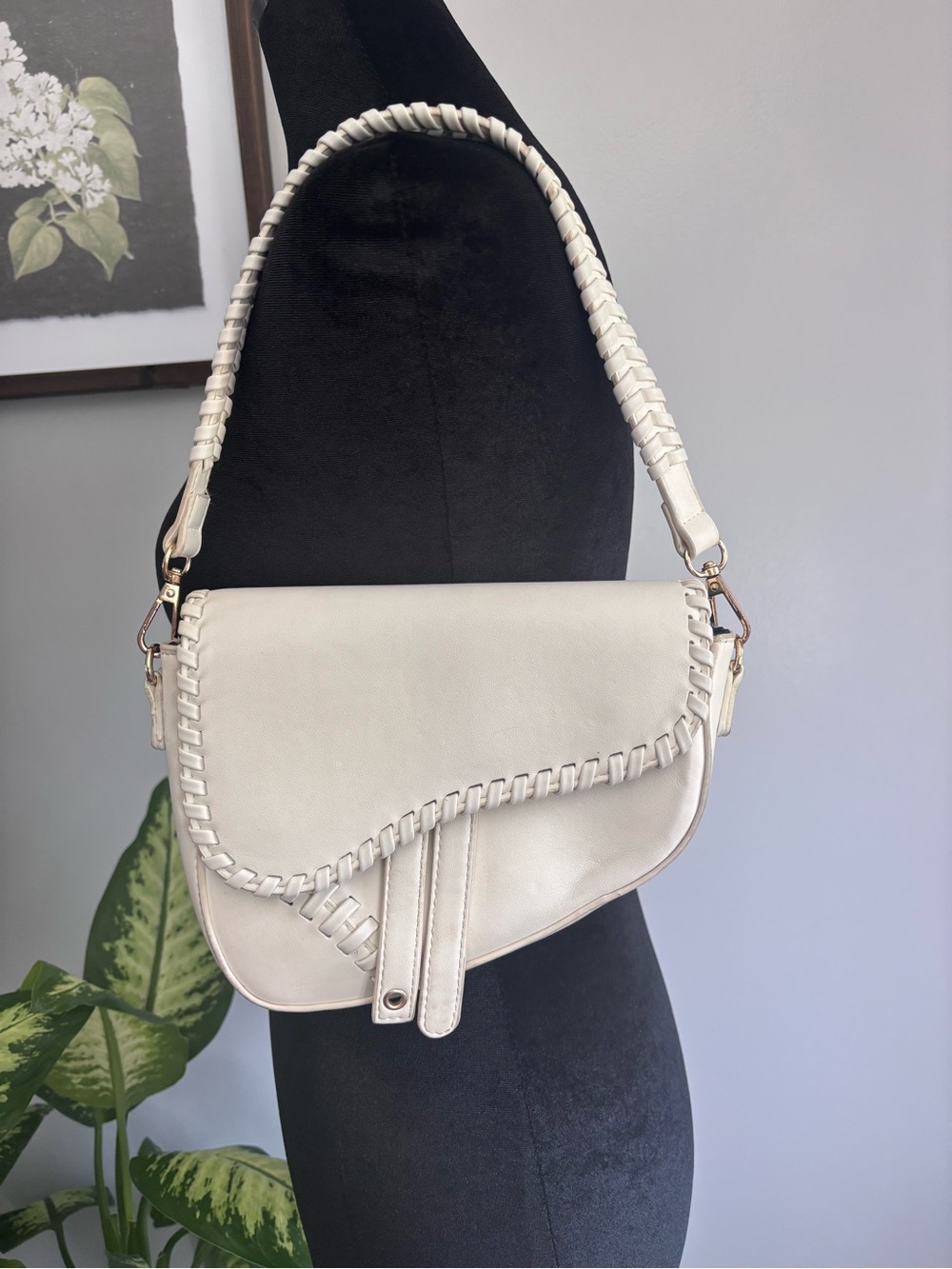 Urban Expressions Cream Woven-Trim Shoulder Bag